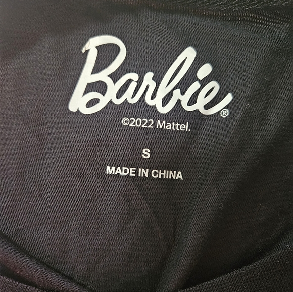 BARBIE NIGHTGOWN SIZE SMALL - Picture 2 of 3